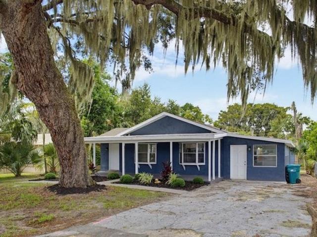 House for sale in Eustis, Lake County