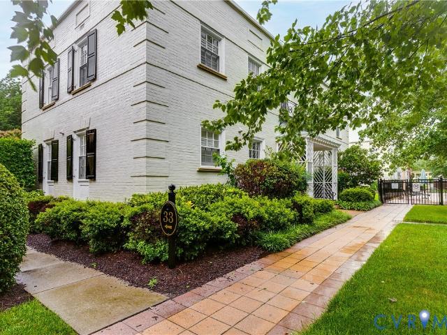 Condo for sale in Virginia