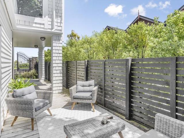 House for rent in York Bay, Lower Hutt