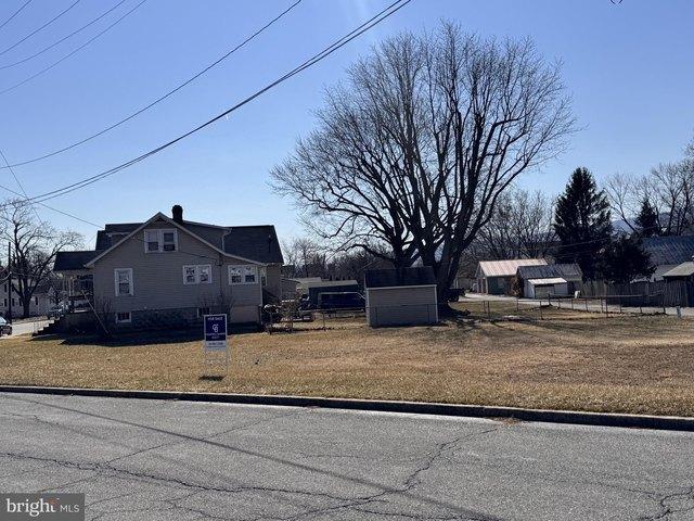 Land for sale in Rocky Ridge, Maryland