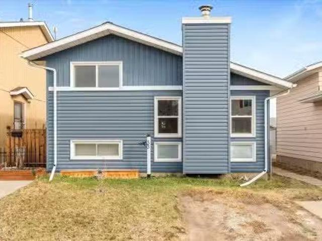House for sale in Spruce Grove, Alberta