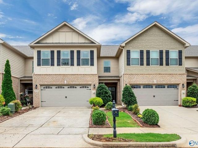 Townhouse for sale in Huntsville, Alabama