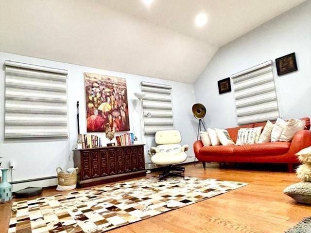 Condo for sale in Franklin, Massachusetts