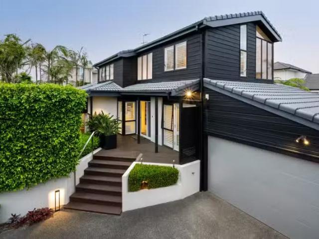 House for sale in North Shore, Upper Harbour