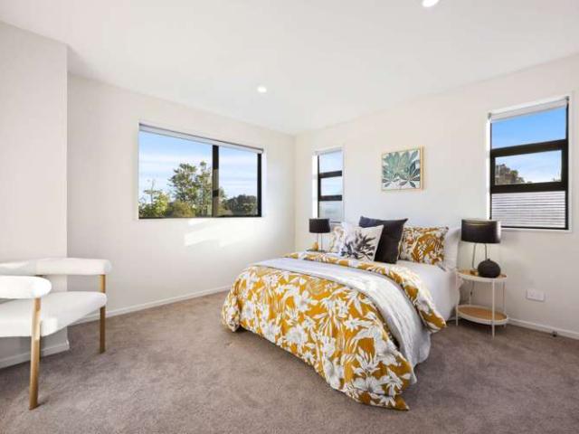 House for sale in Half Moon Bay, Howick