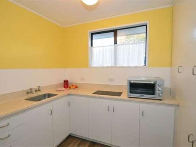 House for sale in Chaslands, Canterbury