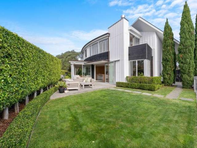 House for sale in Devonport