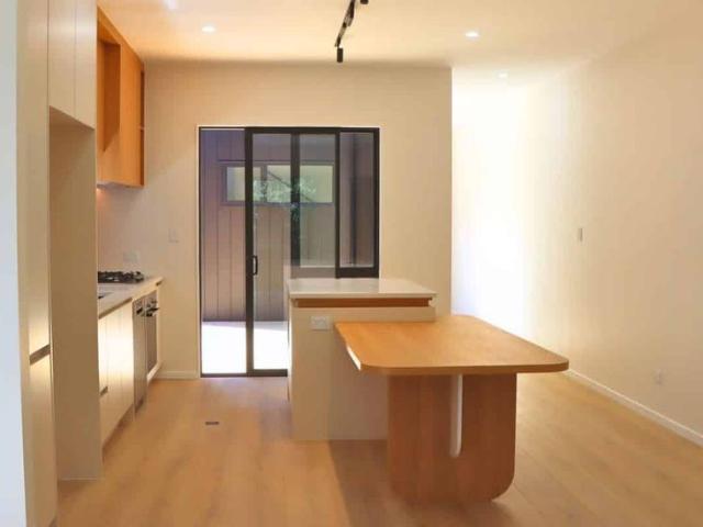 Townhouse for rent in Awhitu