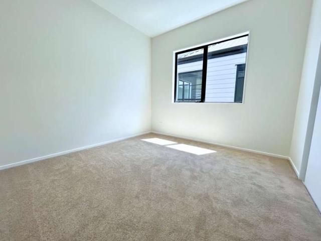 Townhouse for sale in Awhitu