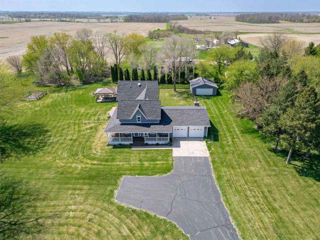 House for sale in Kirkland, Illinois