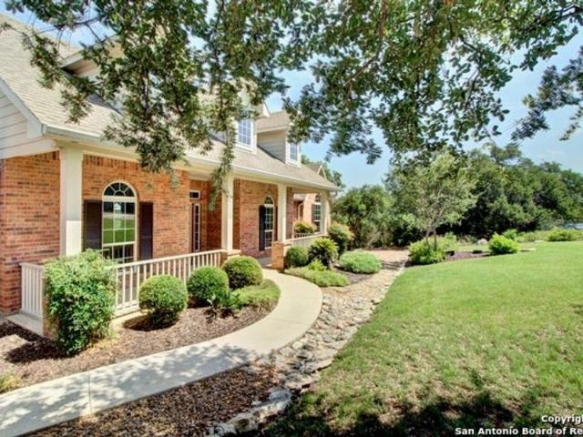 House for sale in Canyon Lake