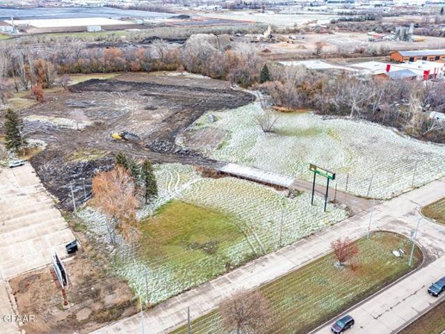 Land for sale in Grand Forks, North Dakota