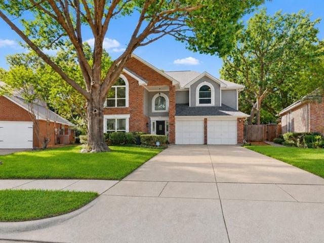 House for sale in Bedford, Texas