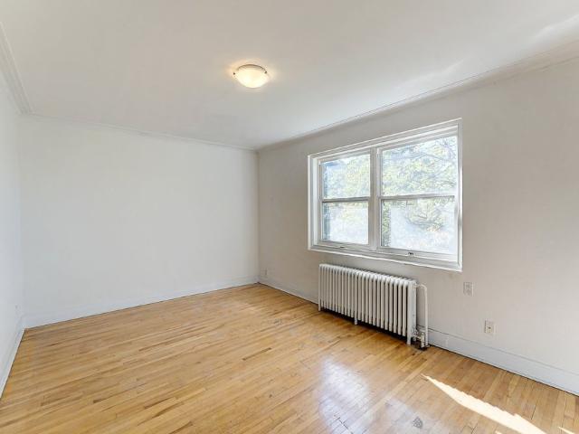 Apartment for rent in St. Leonard's, Quebec