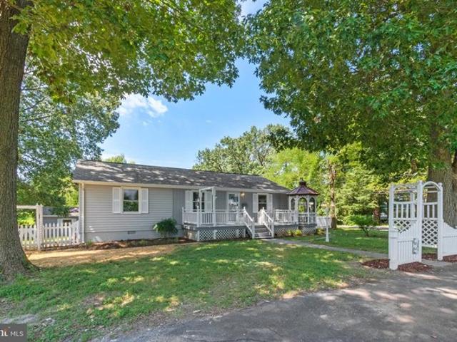 House for sale in Colonial Beach, Westmoreland County