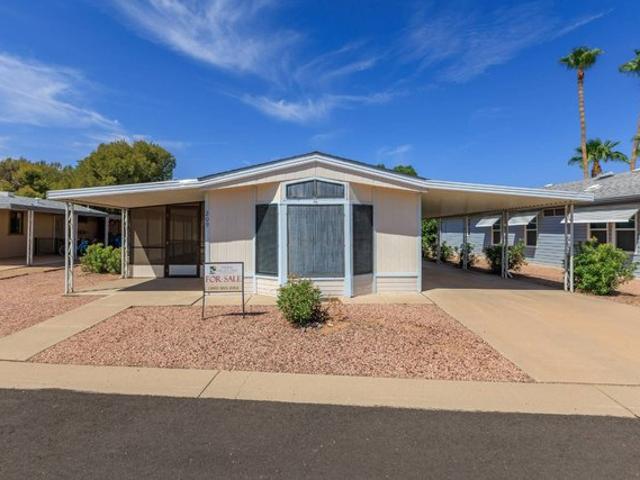 House for sale in Apache Junction, Arizona