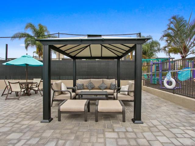 Apartment for rent in Santa Ana, California
