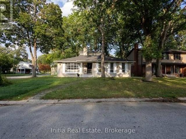 House for sale in Maidstone, Ontario
