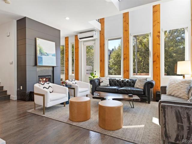 Townhouse for sale in Denver