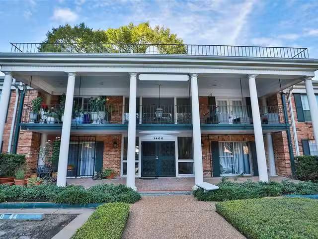 Condo for sale in Houston