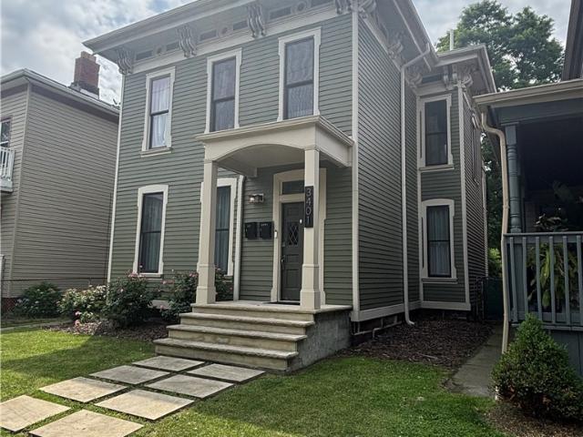 House for sale in Detroit - Shoreway, Cleveland
