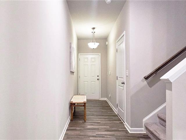 Townhouse for sale in Red Oak, Georgia