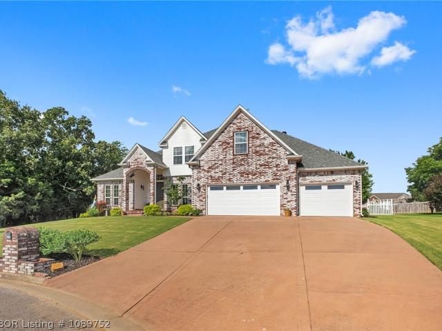 House for sale in Ark