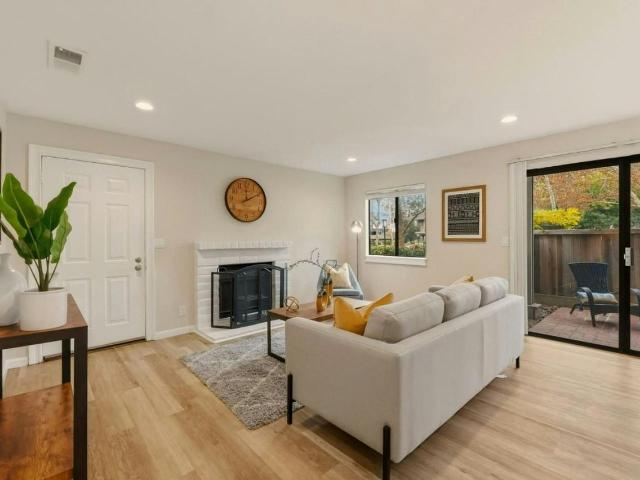 Condo for rent in Lake View, San Jose