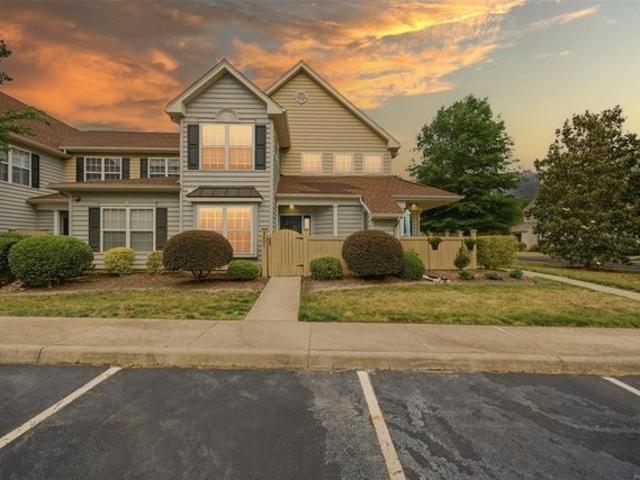Condo for sale in Virginia
