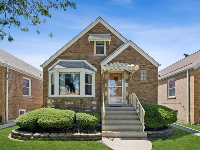 House for sale in Cicero, Illinois
