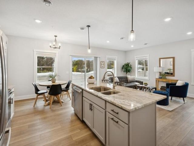 Townhouse for sale in Hennepin, Minnesota