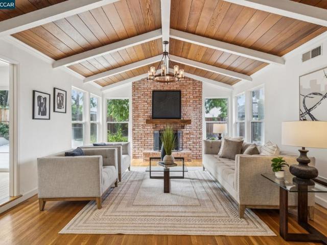 House for sale in Walnut Creek, California