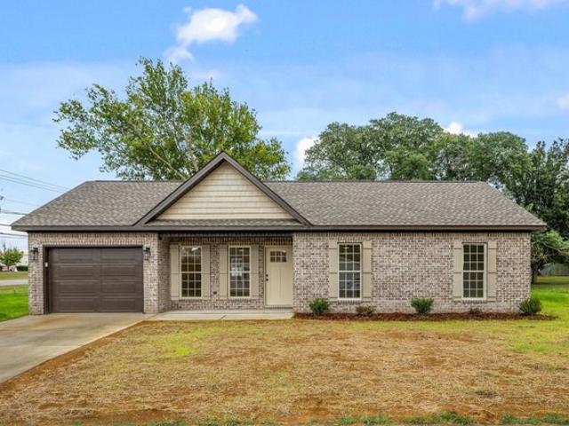 House for sale in Muscle Shoals, Alabama