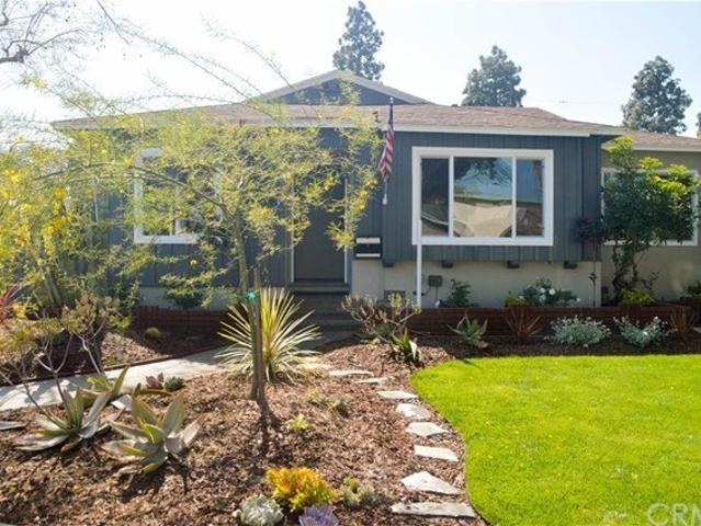 House for sale in Long Beach, California