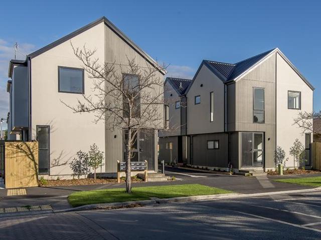 Apartment for rent in Heathcote, Canterbury
