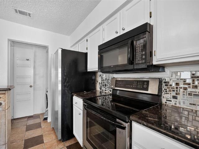 Condo for sale in Irving, Texas