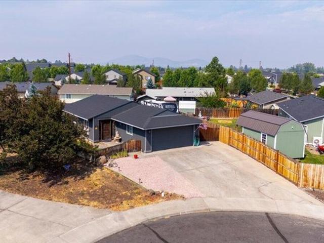 House for sale in Oregonia