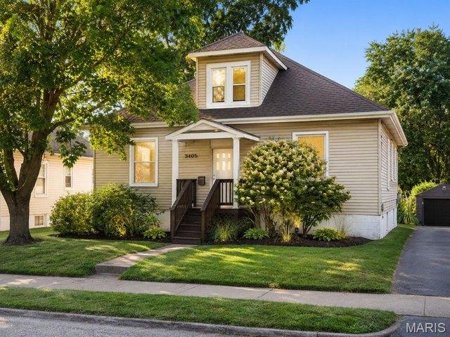House for sale in Saint John, Missouri