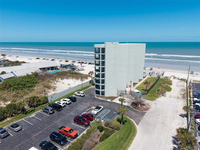 Condo for sale in New Smyrna Beach, Florida