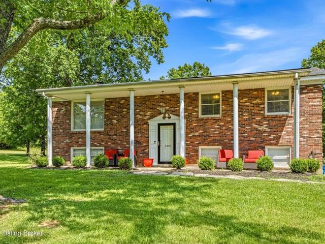House for sale in La Grange, Kentucky