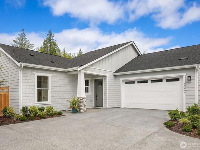 House for sale in Black Diamond, Washington