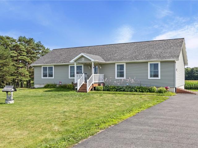 House for sale in Town of Sennett, Cayuga County