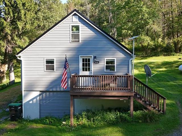 House for sale in Reynoldsville, Pennsylvania