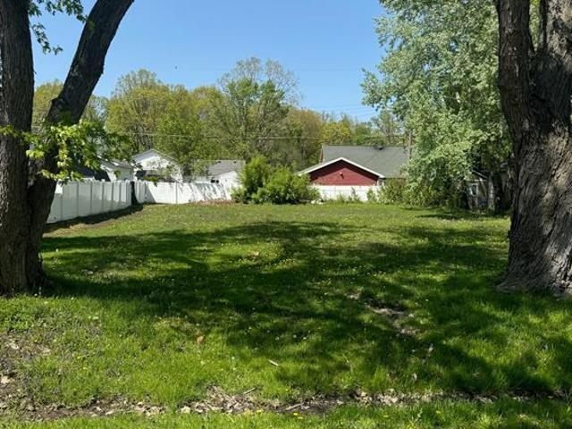 Land for sale in Farmington