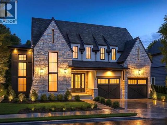 House for sale in Plympton–wyoming, Ontario