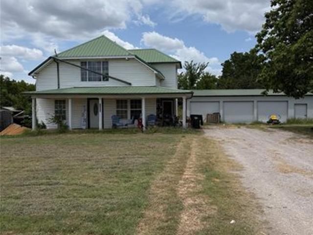 House for sale in Carter, Oklahoma