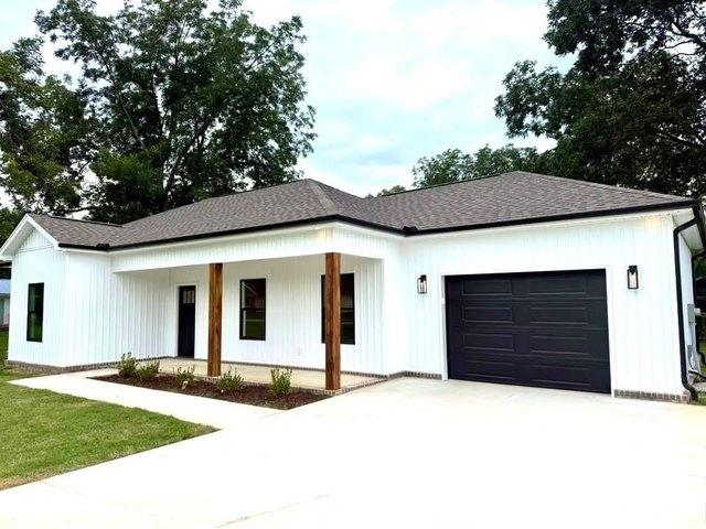 House for sale in Muscle Shoals, Alabama