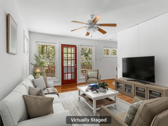 House for sale in Huckleberry Spring, Durham