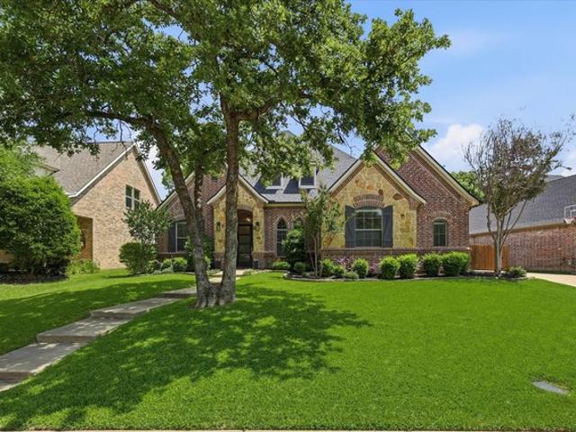 House for sale in Hurst, Texas