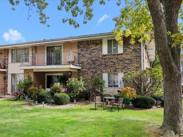 Condo for sale in Bay View, Milwaukee